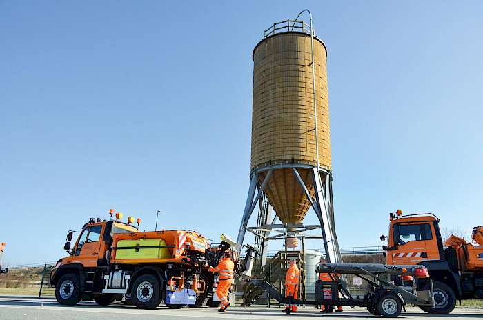 Salzsilo einer Autobahnmeisterei